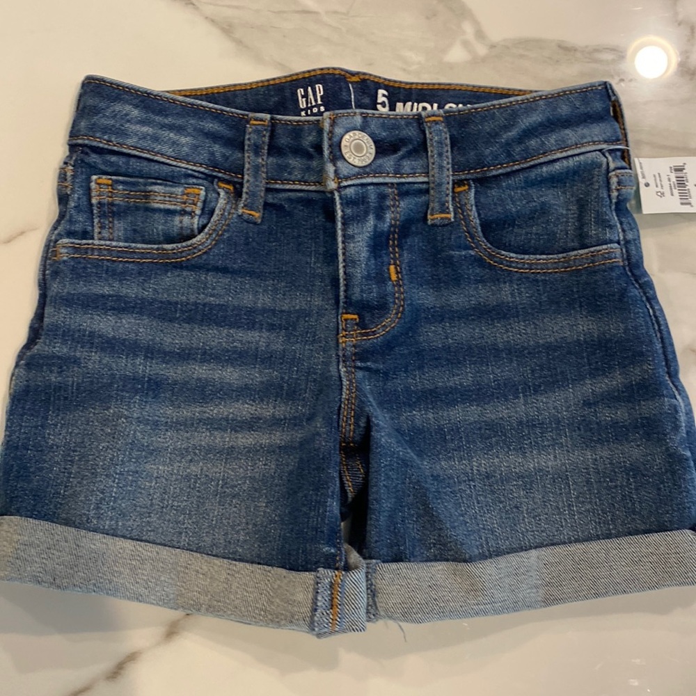 Gap Kids Midi Denim Short 5 Slim. NWT